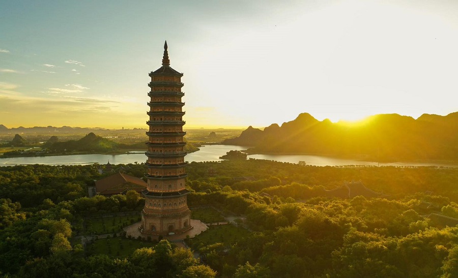 2. Bai Dinh Pagoda