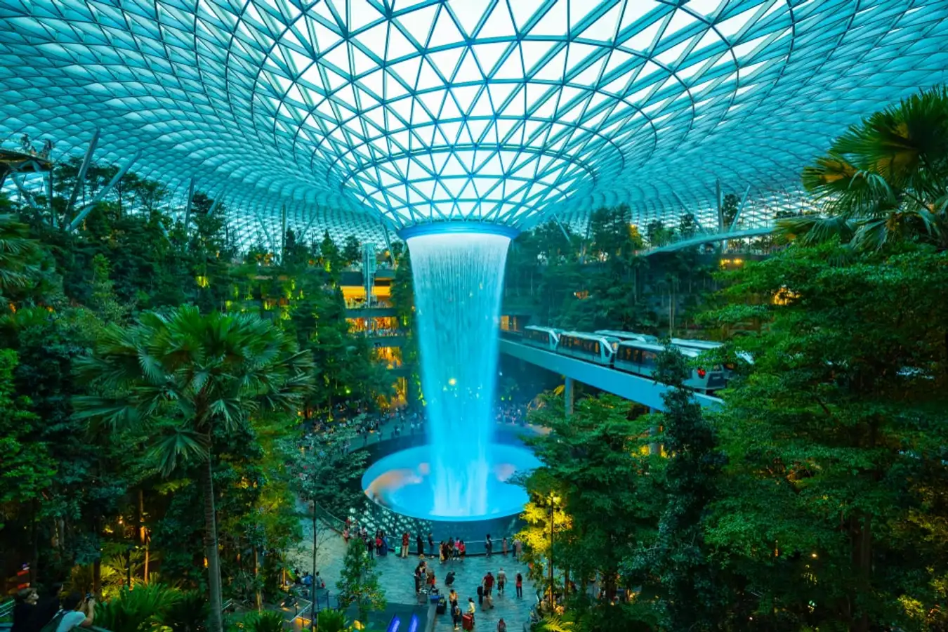 2.changi airport